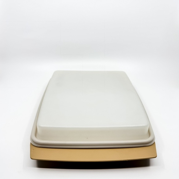 Vintage Tupperware 723-1 Deviled Egg Keeper Set Tan Base w/ Inserts 16 Halves - Picture 4 of 13